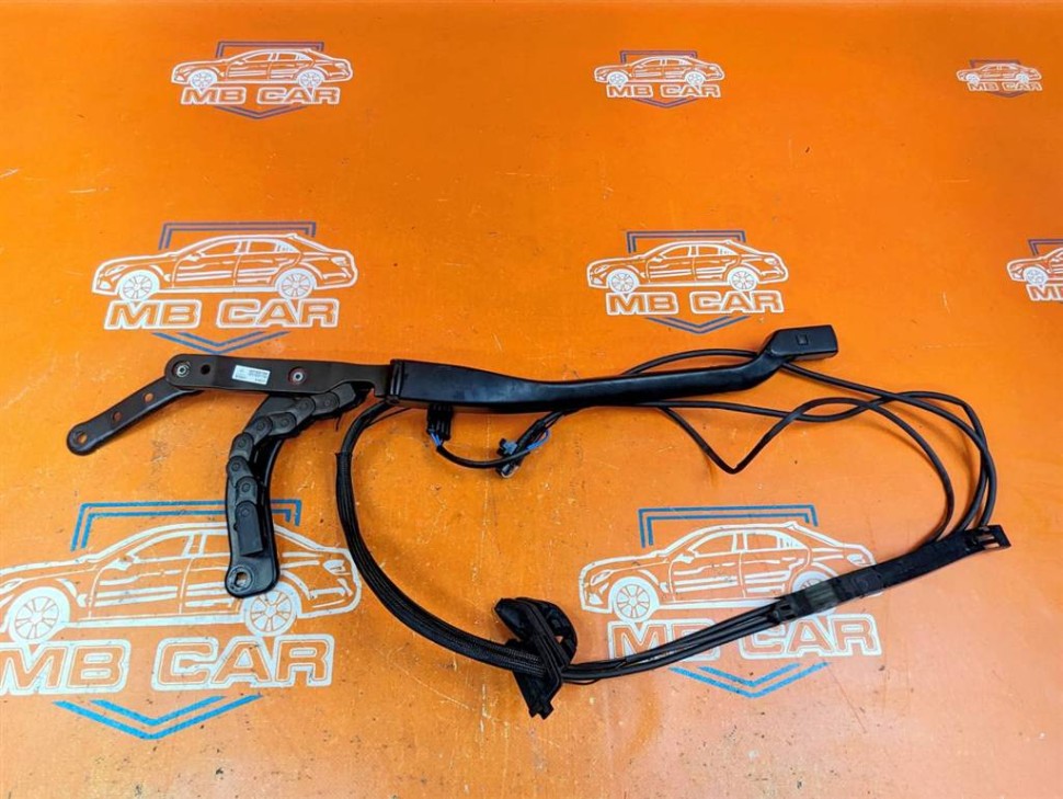 Поводок дворников MERCEDES-BENZ SL-класс R231 рестайлинг (2016 - 2020) фото 1 — Разборка Мерседес