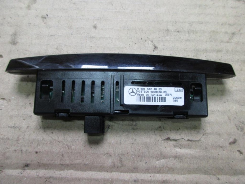 Индикатор парктроника MERCEDES-BENZ CLS-класс C218/X218 рестайлинг (2014 - 2017) фото 1 — Разборка Мерседес