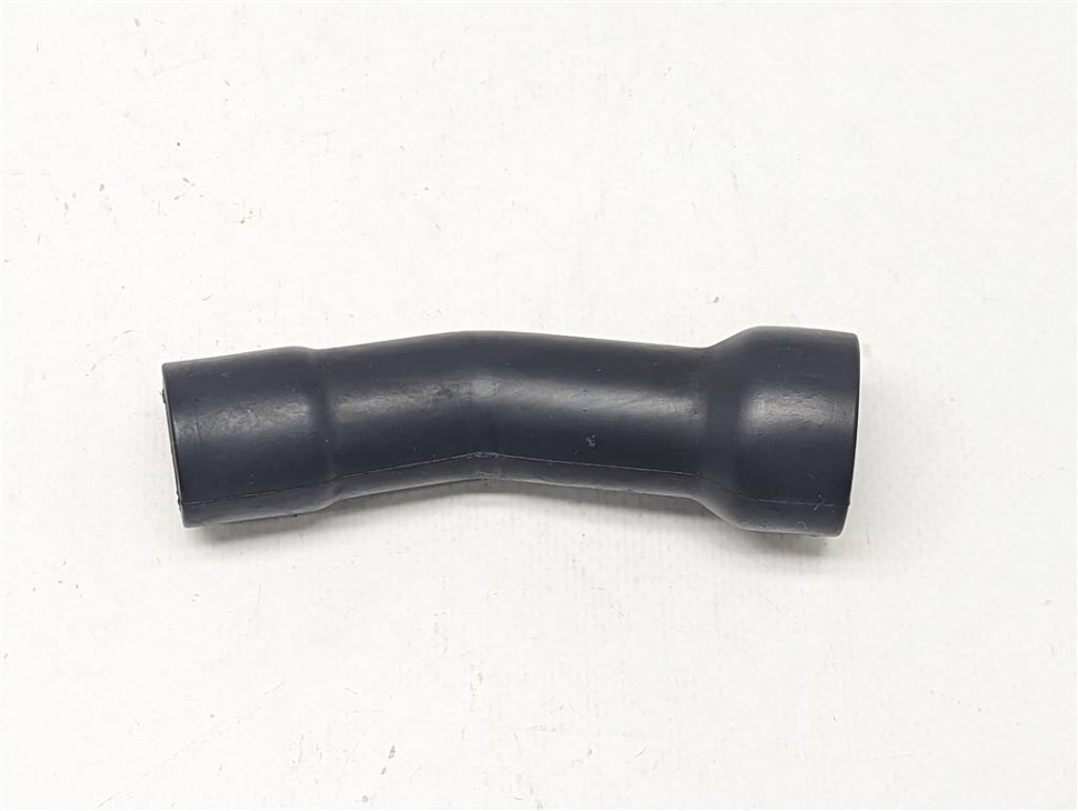 Трубка вентиляции MERCEDES-BENZ C-класс W204/S204 (2006 - 2011) фото 1 — Разборка Мерседес