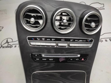 Накладка консоли (борода) MERCEDES-BENZ GLC-класс Coupe C253 (2016 - 2019) — Разборка Мерседес