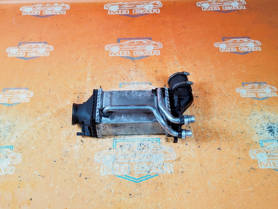 Интеркулер MERCEDES-BENZ C-класс W205/S205/C205/A205 (2014 - 2018) фото 1 &mdash; Разборка Мерседес