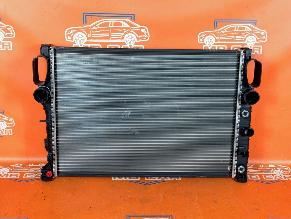 Радиатор MERCEDES-BENZ E-класс W211/S211 (2002 - 2006) фото 1 &mdash; Разборка Мерседес