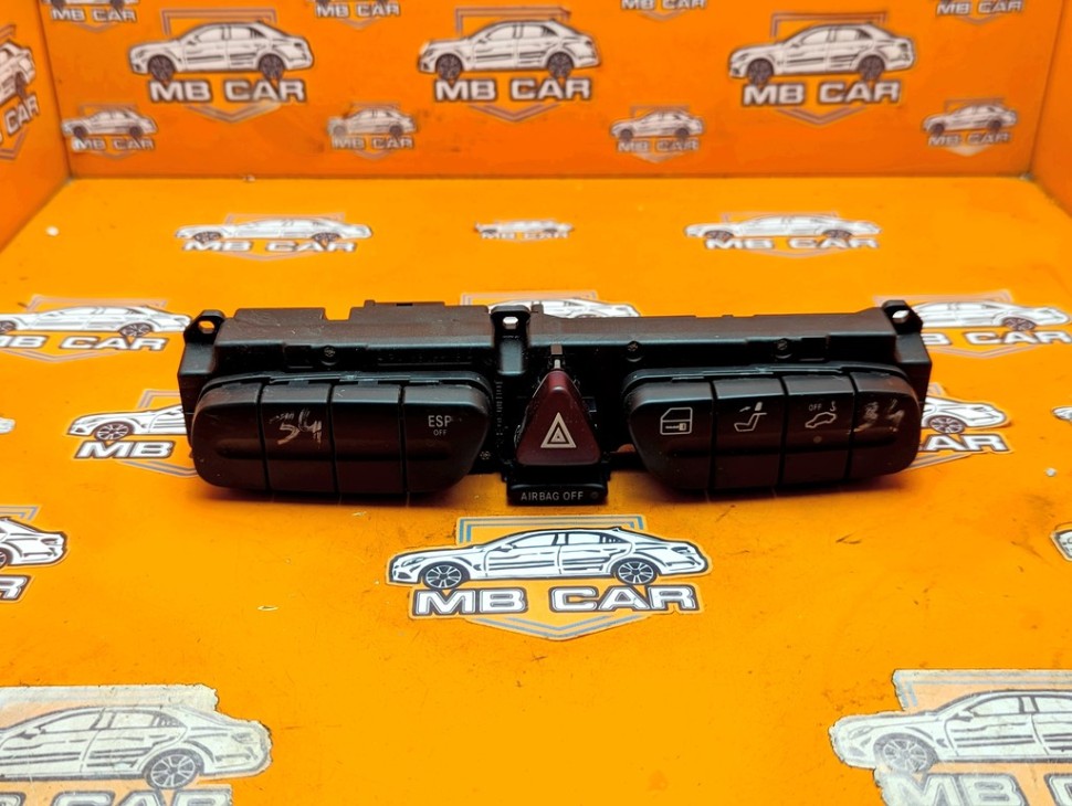 Блок кнопок MERCEDES-BENZ C-класс W203/S203/CL203 (2000 - 2004) фото 1 &mdash; Разборка Мерседес