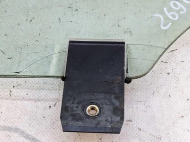 Стекло переднее правое MERCEDES-BENZ S-класс W220 рестайлинг (2002 - 2005) — Разборка Мерседес