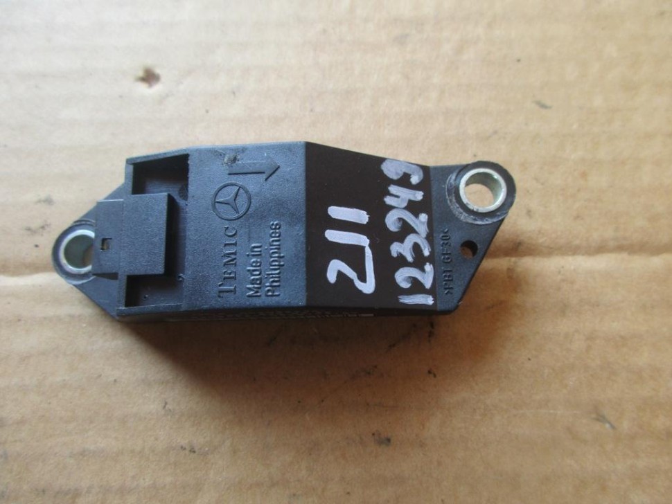 Датчик удара MERCEDES-BENZ E-класс W211/S211 (2002 - 2006) фото 1 — Разборка Мерседес