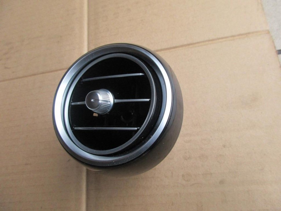 Воздуховод центральный MERCEDES-BENZ C-класс W205/S205/C205/A205 (2014 - 2018) фото 1 — Разборка Мерседес