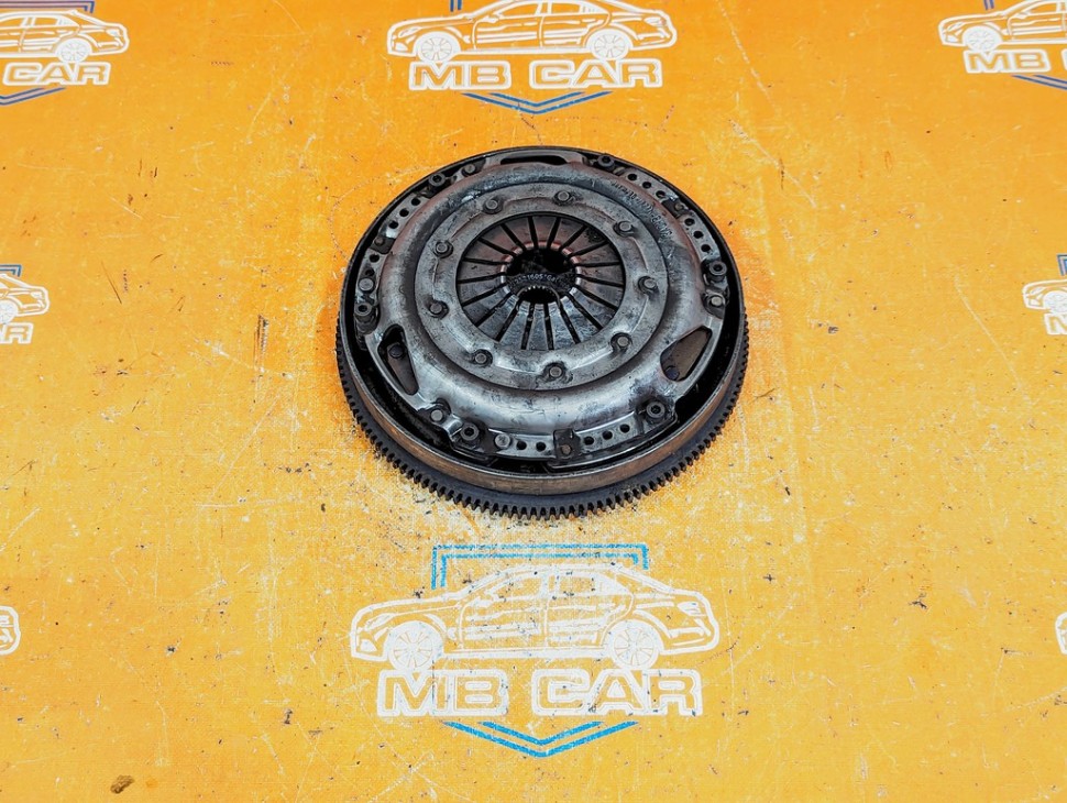 Маховик МКПП MERCEDES-BENZ C-класс W203/S203/CL203 (2000 - 2004) фото 1 &mdash; Разборка Мерседес