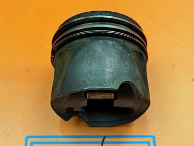 Поршень дизель MERCEDES-BENZ M-класс W164 (2005 - 2008) — Разборка Мерседес