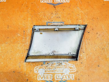 Молдинг крыла левый MERCEDES-BENZ E-класс W124/S124/C124/A124 (1984 - 1997) — Разборка Мерседес