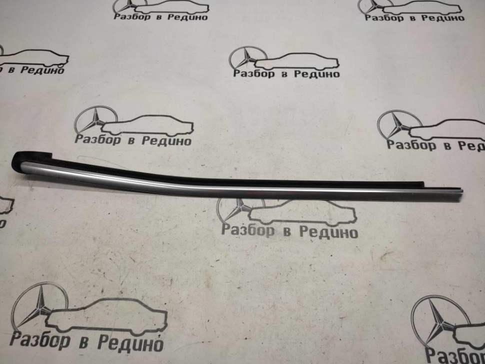 Молдинг заднего стекла MERCEDES-BENZ GLS-класс X166 (2015 - 2019) фото 1 — Разборка Мерседес