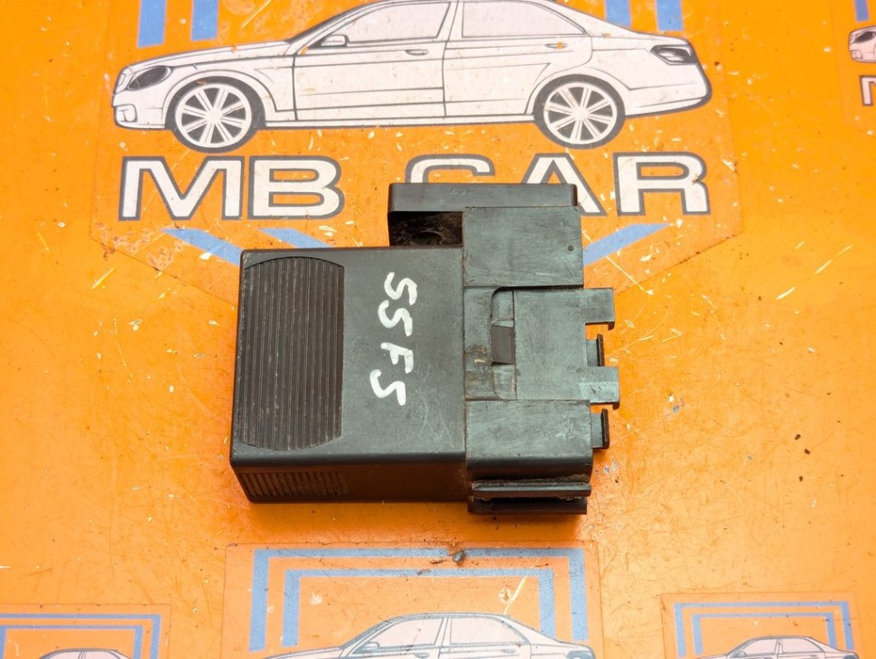 Реле обогрева стекла MERCEDES-BENZ V-класс W638/W639 (1996 - 2003) V 220 2.1 D AT (122 л.с.) фото 1 &mdash; Разборка Мерседес