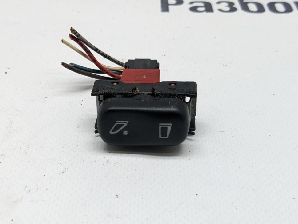Кнопка регулировки зеркал MERCEDES-BENZ M-класс W163 (1997 - 2001) фото 1 — Разборка Мерседес