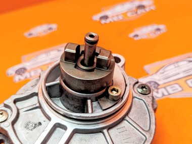 Насос вакуумный MERCEDES-BENZ Vito W638 (1996 - 2003) — Разборка Мерседес