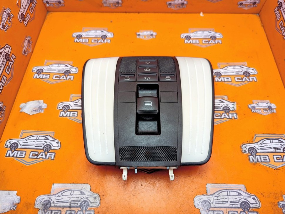 Плафон салона MERCEDES-BENZ E-класс W212/S212/C207/A207 рестайлинг (2013 - 2016) фото 1 &mdash; Разборка Мерседес