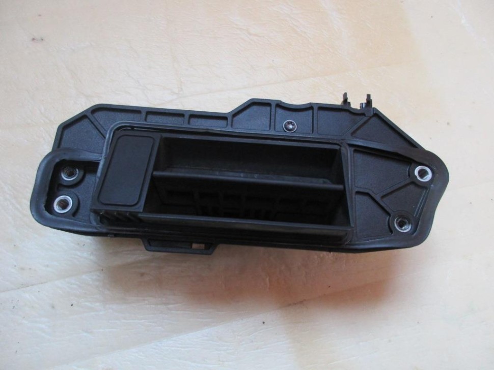 Ручка открытия багажника MERCEDES-BENZ E-класс AMG W211/S211 (2002 - 2006) фото 1 — Разборка Мерседес