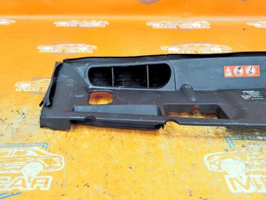 Воздухозаборник MERCEDES-BENZ C-класс W204/S204 (2006 - 2011) — Разборка Мерседес