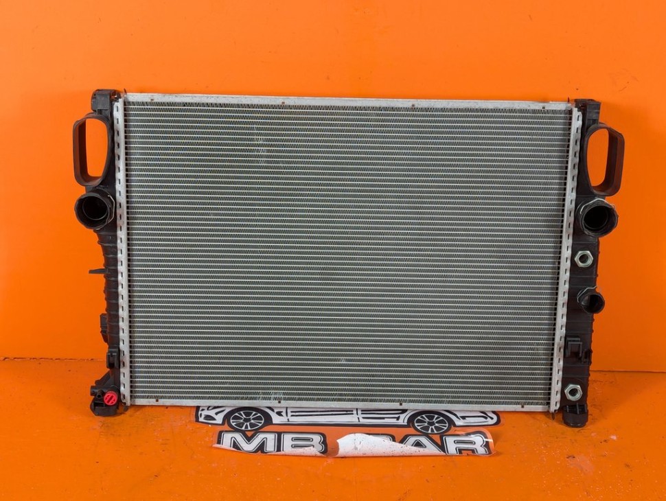 Радиатор MERCEDES-BENZ E-класс W211/S211 (2002 - 2006) фото 1 &mdash; Разборка Мерседес