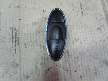 Кнопка стеклоподъемников MERCEDES-BENZ E-класс W211/S211 (2002 - 2006) — Разборка Мерседес