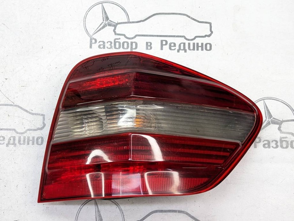 Фонарь задний правый MERCEDES-BENZ M-класс W164 (2005 - 2008) фото 1 — Разборка Мерседес