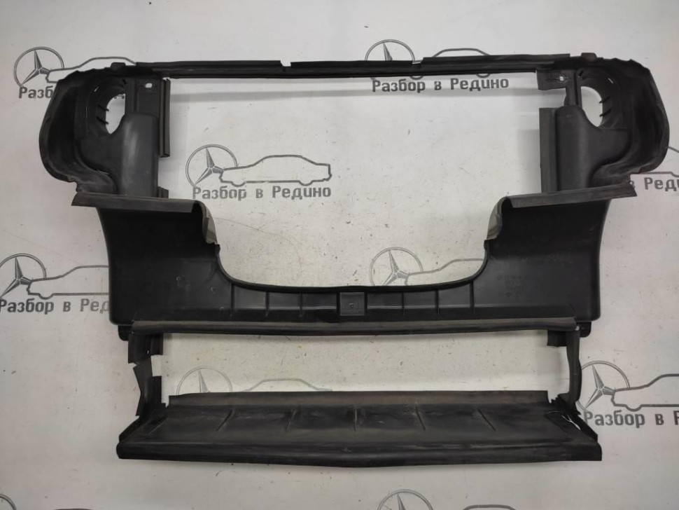 Кожух радиатора MERCEDES-BENZ R-класс W251 (2005 - 2007) фото 1 — Разборка Мерседес