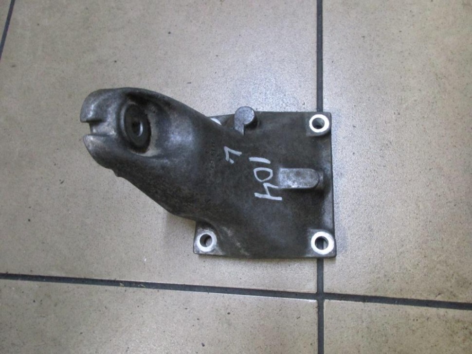 Лапа левая MERCEDES-BENZ W124 W124/S124/C124/A124 (1984 - 1993) фото 1 — Разборка Мерседес