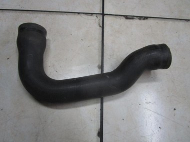 Патрубок радиатора MERCEDES-BENZ CLK-класс C208/W208 (1997 - 2000) — Разборка Мерседес