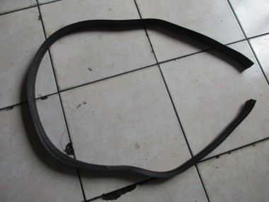 Уплотнитель моторного отсека MERCEDES-BENZ E-класс W211/S211 рестайлинг (2006 - 2009) — Разборка Мерседес