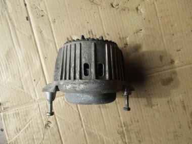 Опора двигателя MERCEDES-BENZ E-класс W212/S212/C207/A207 (2009 - 2013) — Разборка Мерседес