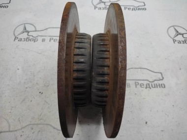 Диски тормозные зад MERCEDES-BENZ C-класс W205/S205/C205/A205 (2014 - 2018) — Разборка Мерседес