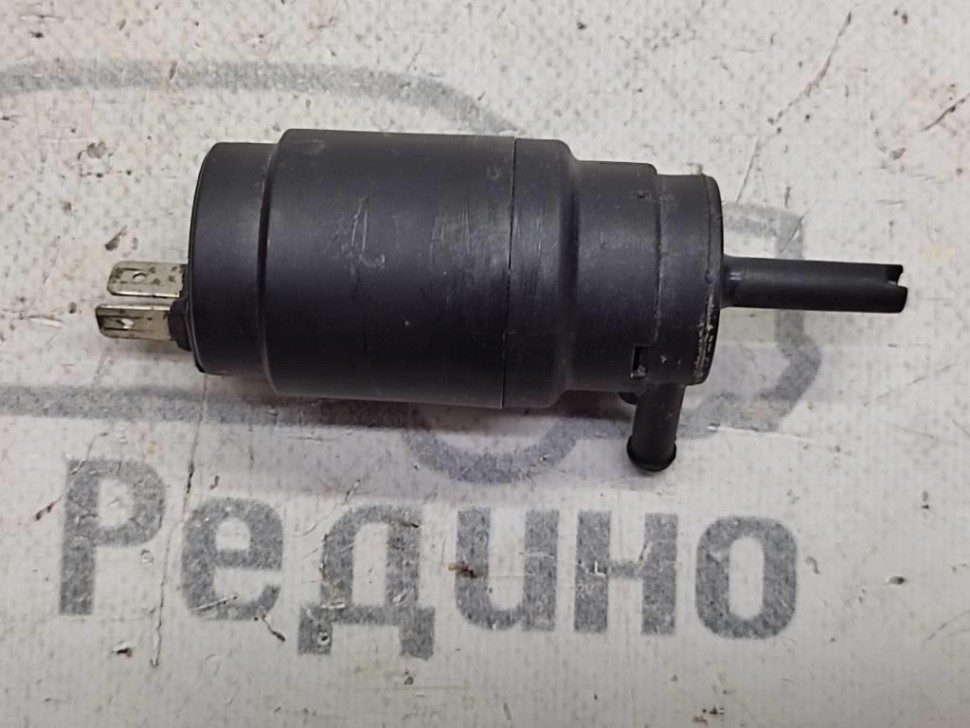 Насос омывателей MERCEDES-BENZ Vito W638 (1996 - 2003) фото 1 — Разборка Мерседес