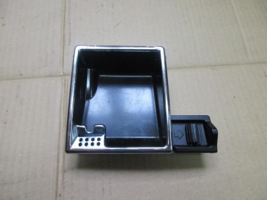 Пепельница MERCEDES-BENZ E-класс W211/S211 (2002 - 2006) — Разборка Мерседес