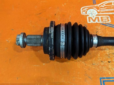 Привод передний правый MERCEDES-BENZ C-класс W203/S203/CL203 (2000 - 2004) — Разборка Мерседес