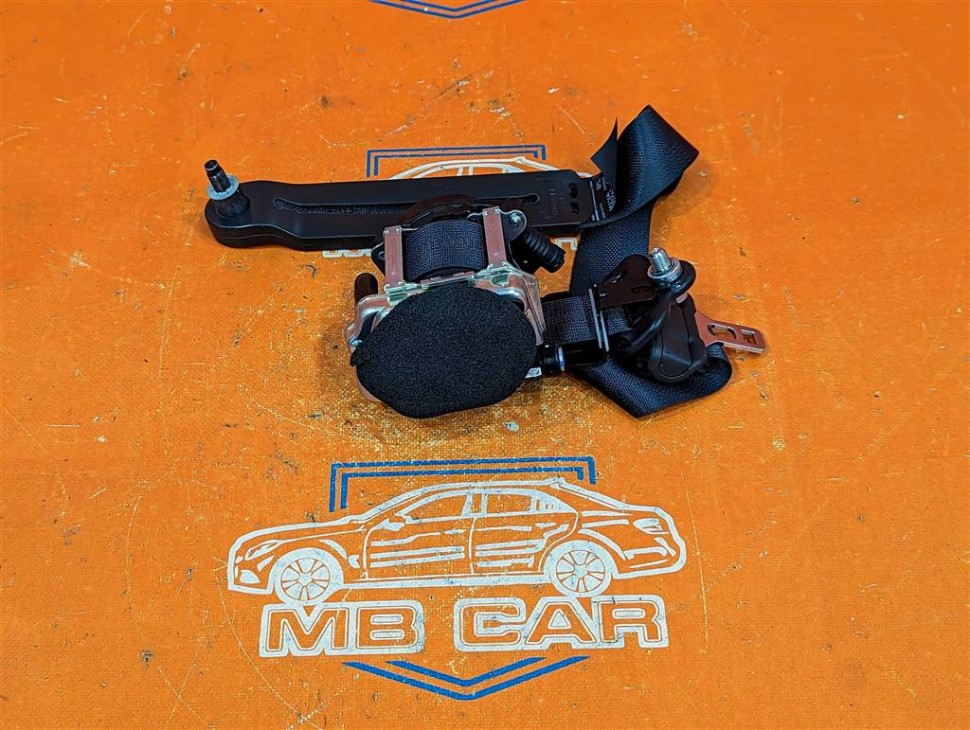 Ремень безопасности передний левый MERCEDES-BENZ X-класс I (2017 - 2020) фото 1 — Разборка Мерседес