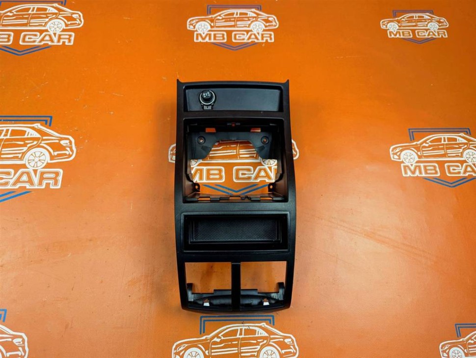 Накладка подлокотника MERCEDES-BENZ M-класс W164 рестайлинг (2008 - 2011) фото 1 — Разборка Мерседес