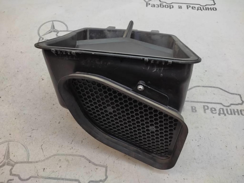 Воздухозаборник MERCEDES-BENZ M-класс W164 (2005 - 2008) фото 1 — Разборка Мерседес
