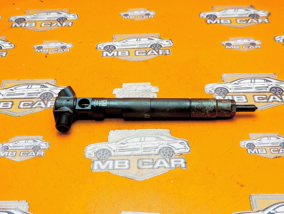 Форсунка ДИЗЕЛЬ MERCEDES-BENZ C-класс W205/S205/C205/A205 (2014 - 2018) фото 1 — Разборка Мерседес