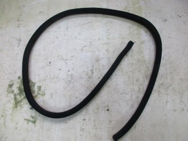 Уплотнитель дверного проема ( на кузове ) MERCEDES-BENZ CL-класс AMG C216 рестайлинг (2010 - 2014) — Разборка Мерседес