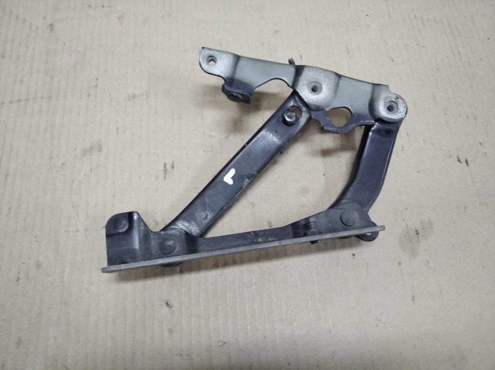 Петля капота MERCEDES-BENZ S-класс W220 (1998 - 2005) фото 1 — Разборка Мерседес