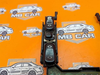 Блок кнопок стеклоподъемников MERCEDES-BENZ E-класс W210/S210 (1995 - 1999) — Разборка Мерседес