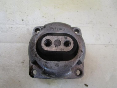 Опора КПП MERCEDES-BENZ M-класс W164 рестайлинг (2008 - 2011) — Разборка Мерседес