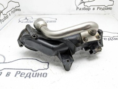 Патрубок впускного коллектора MERCEDES-BENZ S-класс W221 (2005 - 2009) — Разборка Мерседес