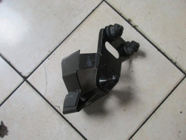 Кронштейн блока ABS MERCEDES-BENZ M-класс W164 (2005 - 2008) — Разборка Мерседес