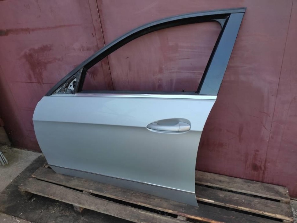 Дверь передняя левая MERCEDES-BENZ E-класс W212/S212/C207/A207 (2009 - 2013) фото 1 — Разборка Мерседес