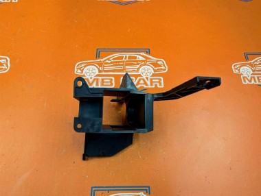 Кронштейн крепления ЭБУ MERCEDES-BENZ M-класс AMG W163 (2000 - 2001) — Разборка Мерседес