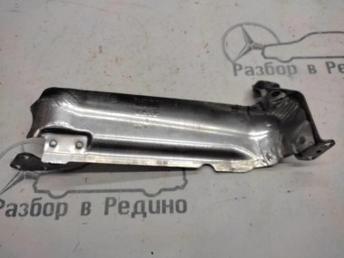 Кронштейн корпуса воздушного фильтра MERCEDES-BENZ M-класс W164 (2005 - 2008) — Разборка Мерседес