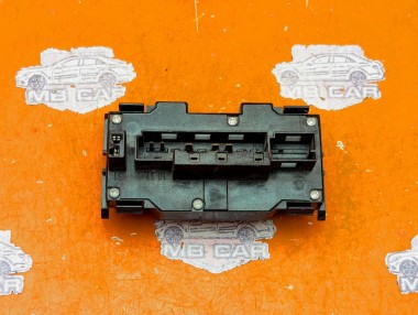 Кнопка аварийной сигнализации MERCEDES-BENZ E-класс W210/S210 рестайлинг (1999 - 2003) — Разборка Мерседес