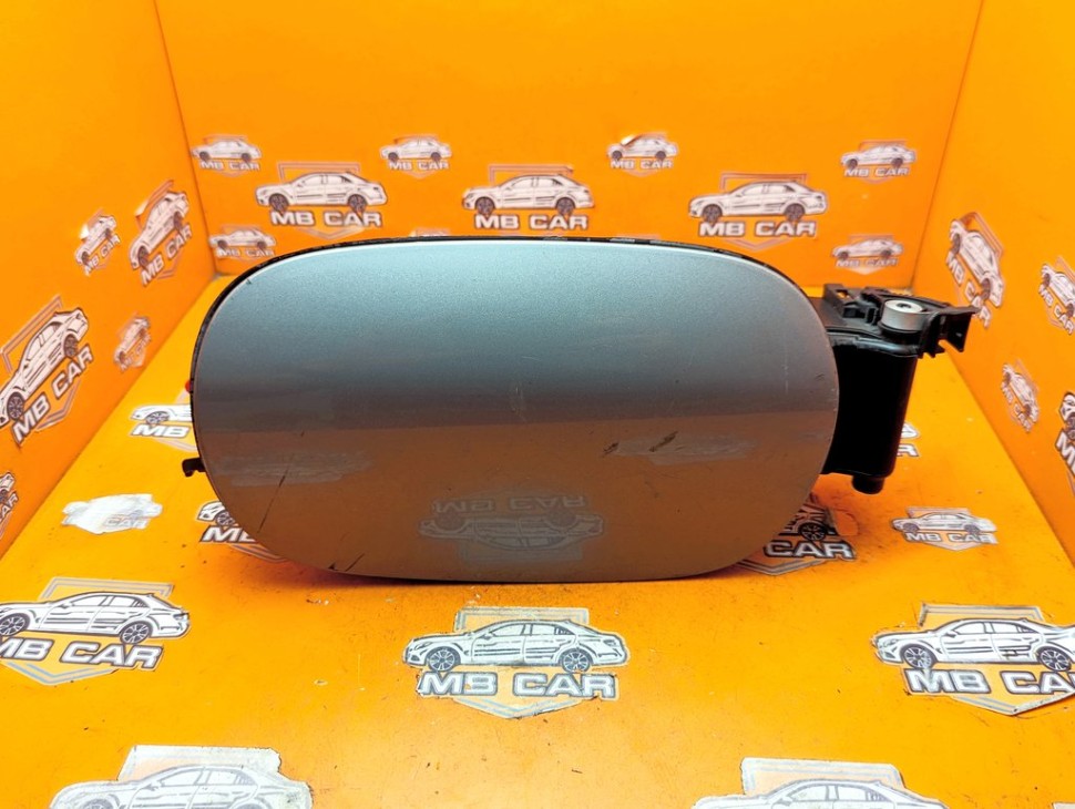 Лючок топливного бака MERCEDES-BENZ C-класс W205/S205/C205/A205 (2014 - 2018) фото 1 &mdash; Разборка Мерседес