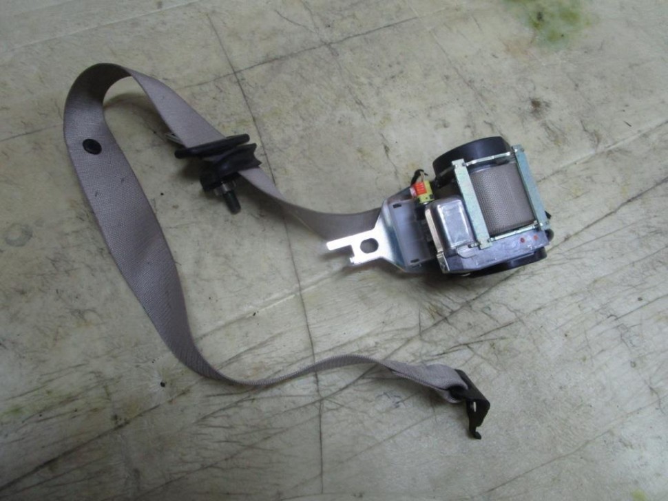 Ремень безопасности задний левый MERCEDES-BENZ M-класс W166 (2011 - 2015) фото 1 — Разборка Мерседес
