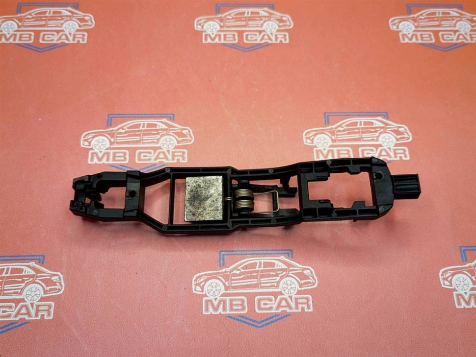 Ответная часть замка двери MERCEDES-BENZ M-класс W163 (1997 - 2001) фото 1 — Разборка Мерседес
