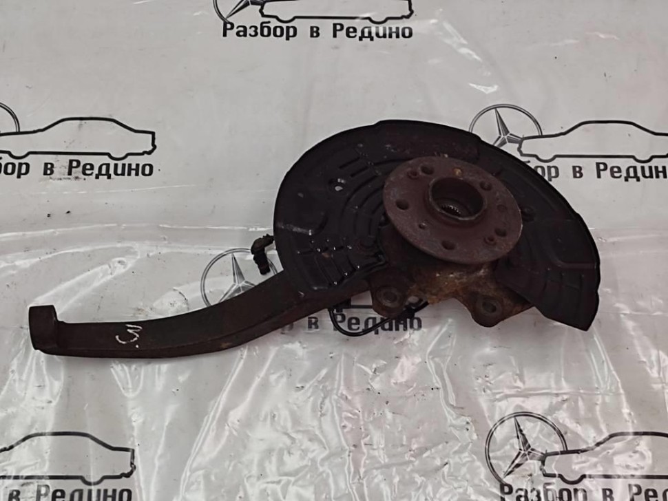 Кулак поворотный передний правый MERCEDES-BENZ R-класс W251 (2005 - 2007) фото 1 — Разборка Мерседес